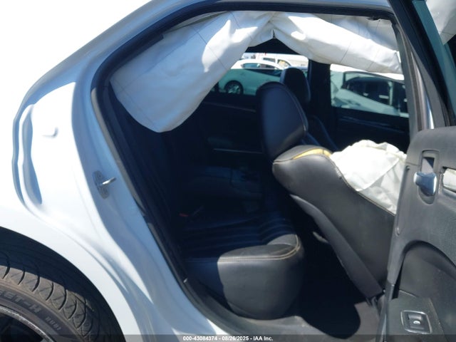Chrysler 300 2022 2C3CCABG1NH167740 Image 8