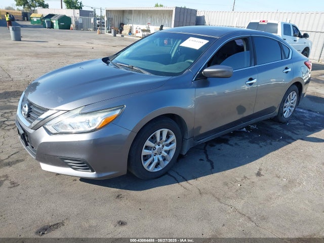 Nissan 2016 2016 1N4AL3AP1GN343721 Image 2