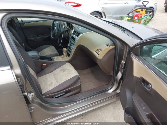 43084504 :رقم المزاد ، 1G1ZB5E1XBF319897 vin ، 2011 Chevrolet Malibu Ls مزاد بيع