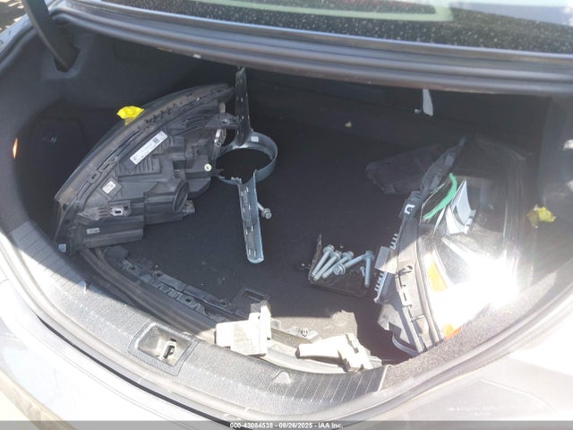 Mercedes-Benz m270 2018 WDDSJ4EB2JN531878 Image 18