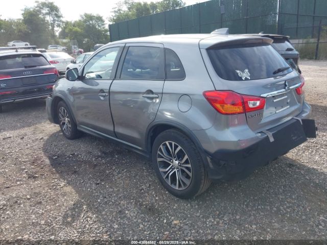 2018 MITSUBISHI OUTLANDER SPORT JA4AP3AU6JU025993 Photo 2