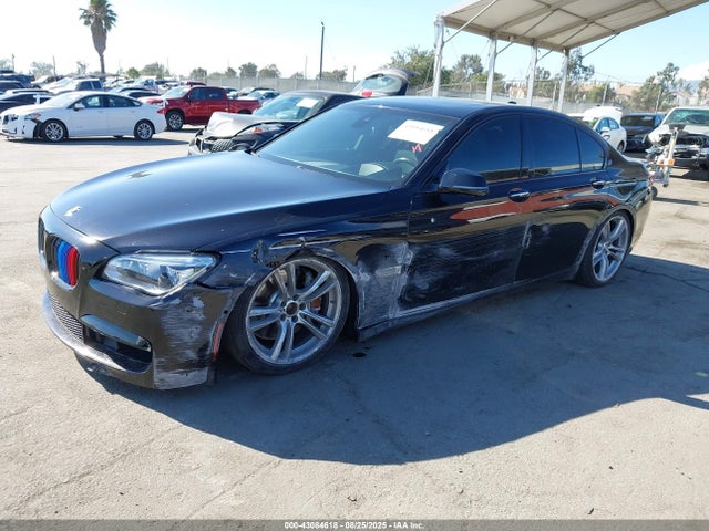 WBAYA8C57ED825276 BMW 750i / alpina b7