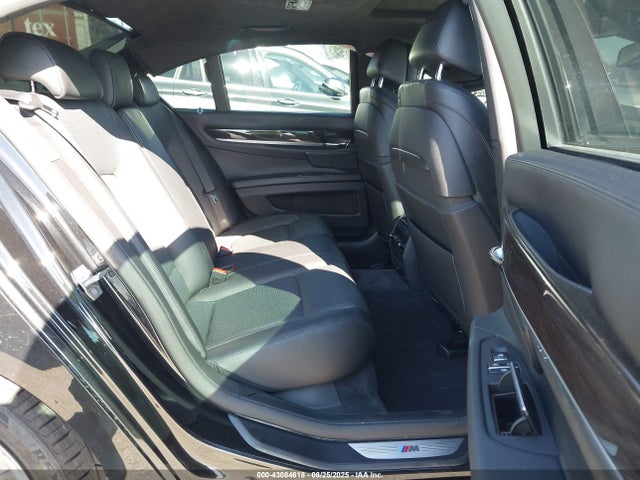 WBAYA8C57ED825276 BMW 750i / alpina b7