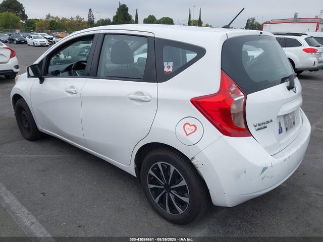 Nissan 2015 2015 3N1CE2CP3FL422491 Image 3