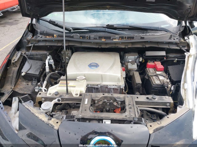 1N4AZ0CP6GC300272 Nissan 2016