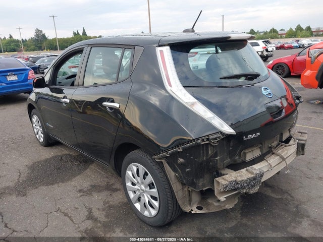 1N4AZ0CP6GC300272 Nissan 2016