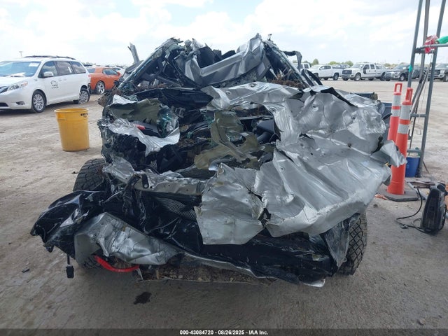 3GCUDHEL9NG612689 Chevrolet Silverado 1500 4wd Short Bed Zr2