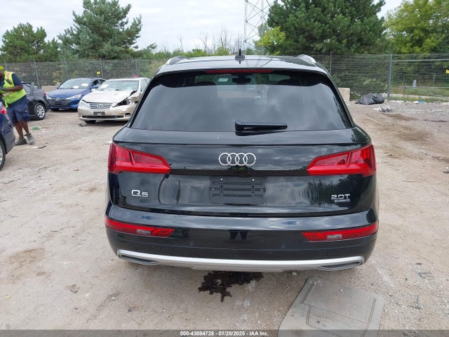 WA1BNAFY7J2002325 Audi Q5