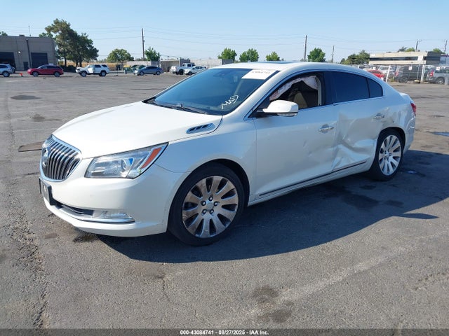 1G4GE5G3XEF105447 Buick lfx