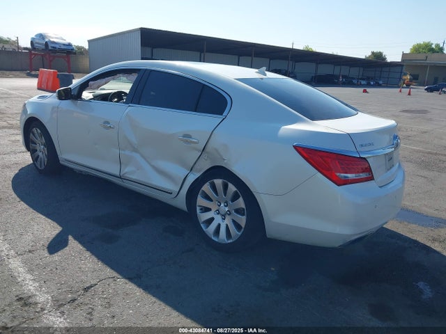 1G4GE5G3XEF105447 Buick lfx