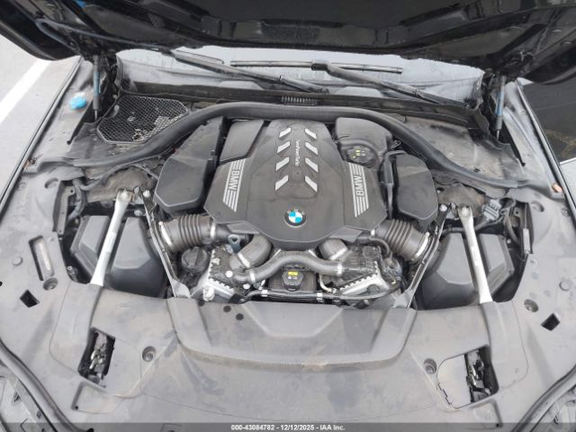 2022 BMW 750 WBA7U2C07NCG89809 Photo 9