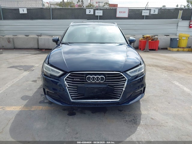 Audi A3 2017 WAUTPBFF0HA138981 Image 12