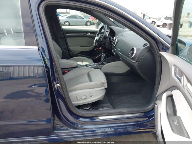 Audi A3 2017 WAUTPBFF0HA138981 Image 5