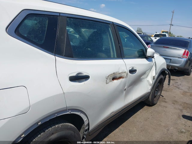 Nissan 2016 2016 5N1AT2MT5GC787706 Image 13
