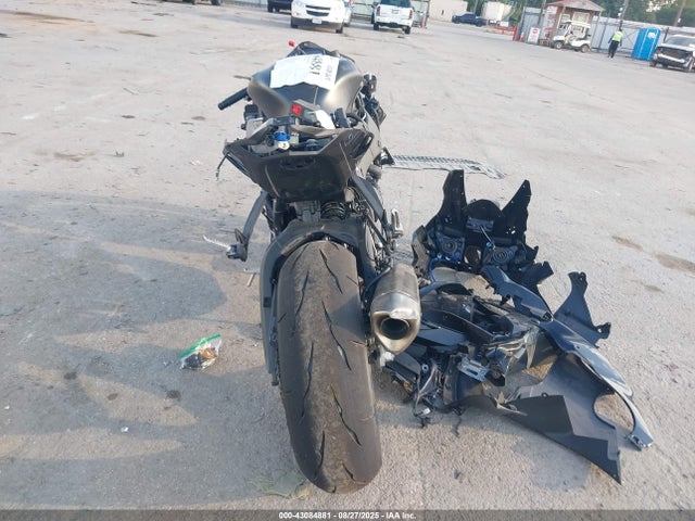 JKBZXVL15SA018422 Kawasaki Ninja Zx-10r