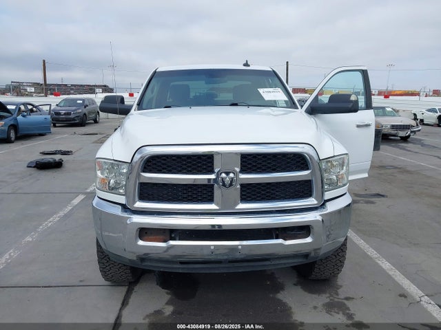 RAM 2018 2018 3C6UR5DL0JG204956 Image 6