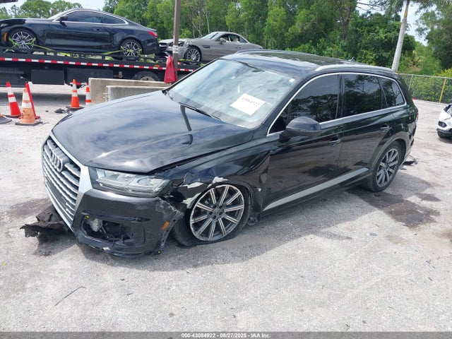 2019 AUDI Q7 WA1LHAF77KD019246 Photo 1