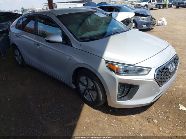 Hyundai gdi kappa 2017 KMHC65LC7HU057438 main image