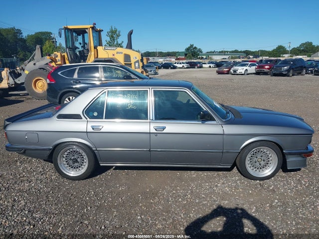 43085051 :رقم المزاد ، WBA39950006781542 vin ، 1999 Bmw Unknown مزاد بيع