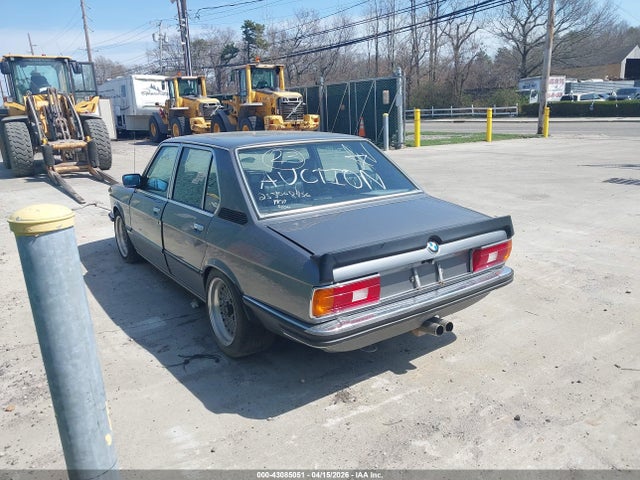 43085051 :رقم المزاد ، WBA39950006781542 vin ، 1999 Bmw Unknown مزاد بيع