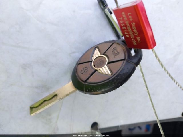 2006 MINI COOPER S WMWRE335X6TJ33452 Photo 10