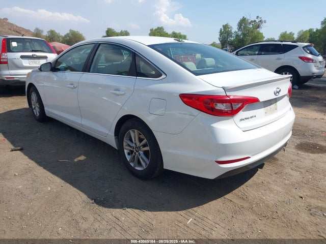 5NPE24AF3HH470239 Hyundai 2017