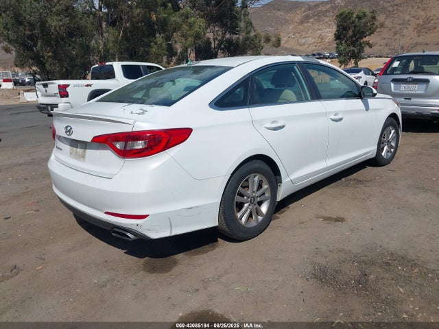 5NPE24AF3HH470239 Hyundai 2017