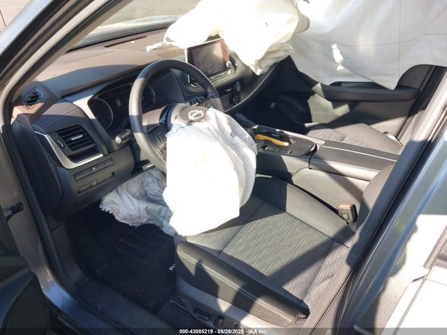 Nissan 2023 2023 JN8BT3BA3PW437090 Image 18