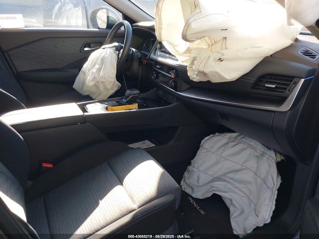 Nissan 2023 2023 JN8BT3BA3PW437090 Image 5