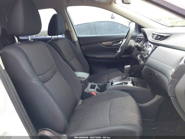 5N1AT2MV4HC774352 Nissan Rogue