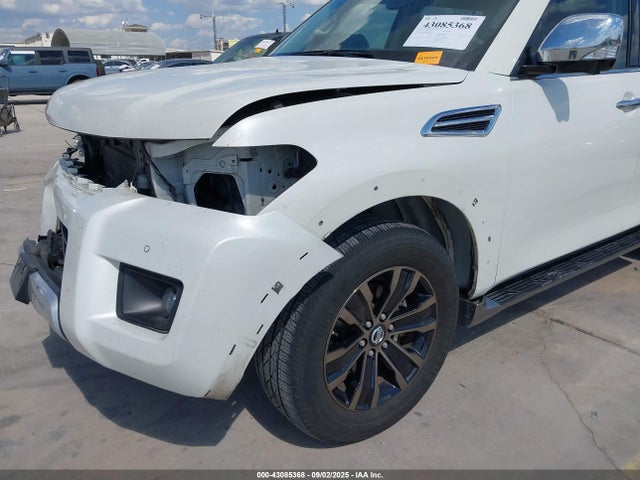 JN8AY2NEXH9703484 Nissan 2017