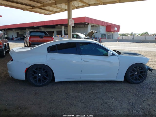 Dodge 2018 2018 2C3CDXCT0JH146996 Image 14