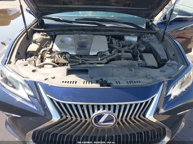 58AD21B12LU011896 Lexus a25a-fxs, 3nm