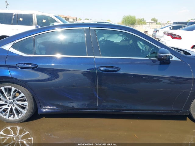 58AD21B12LU011896 Lexus a25a-fxs, 3nm
