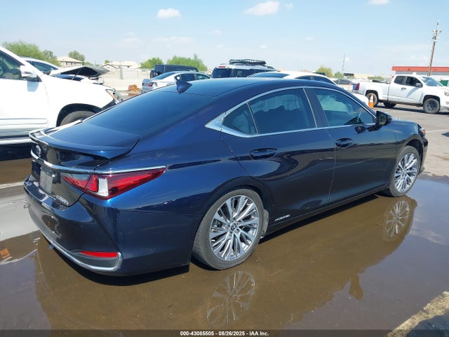 58AD21B12LU011896 Lexus a25a-fxs, 3nm