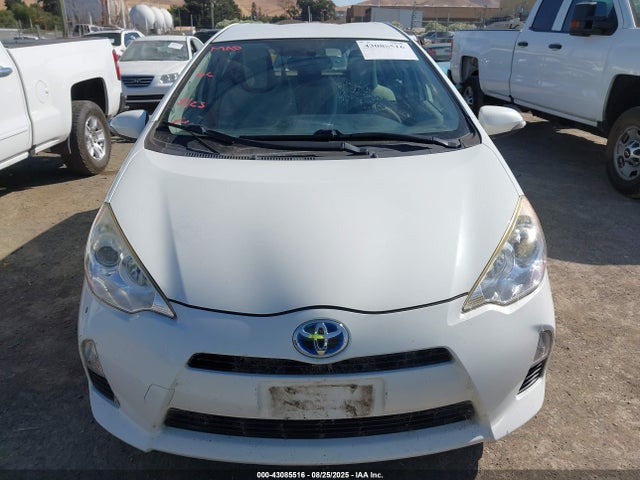 JTDKDTB30E1560429 Toyota 1nz-fxe+1lm