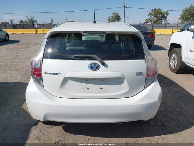 JTDKDTB30E1560429 Toyota 1nz-fxe+1lm