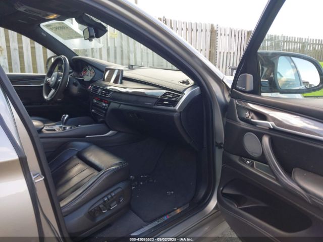 2017 BMW X6 M 5YMKW8C3XH0U72348 Photo 4