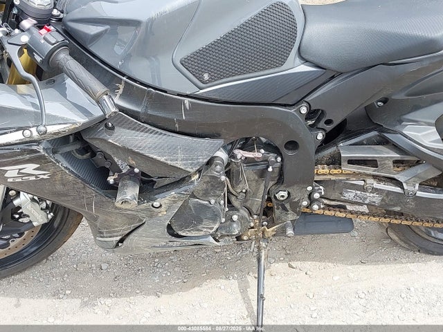 JS1GR7MA4S7100946 Suzuki R747