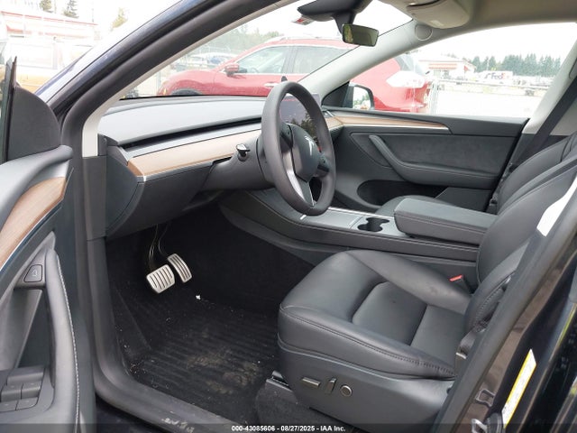 Tesla Model Y 2024 7SAYGDEF5RF094574 Image 5