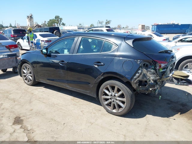 3MZBN1L39JM209531 Mazda py