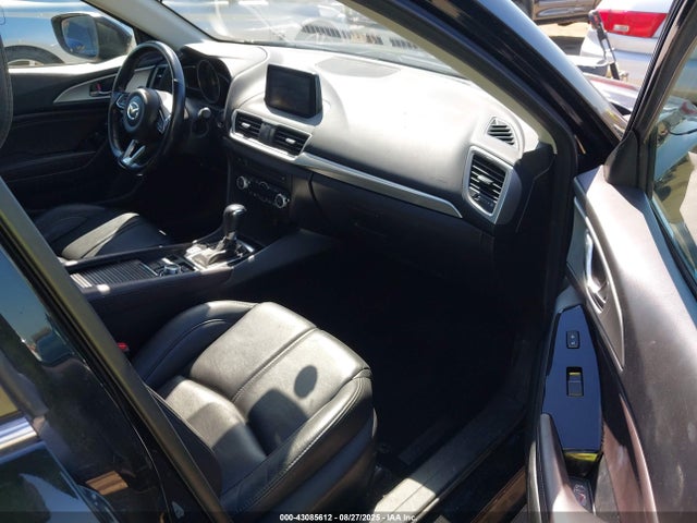 3MZBN1L39JM209531 Mazda py