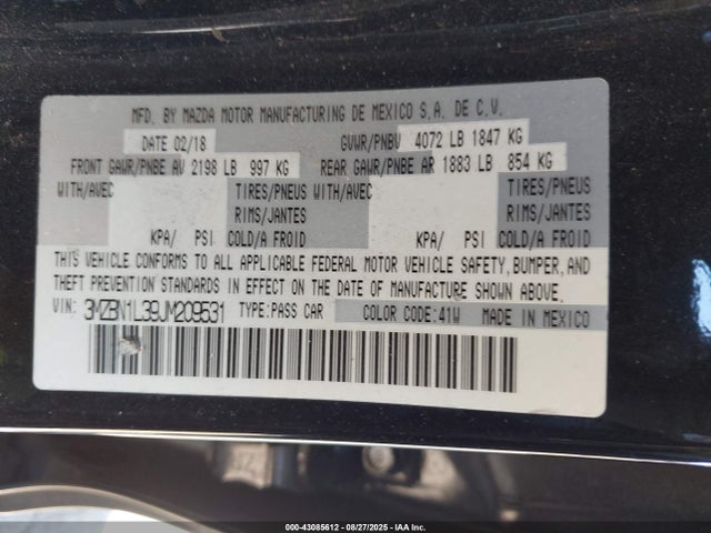 3MZBN1L39JM209531 Mazda py