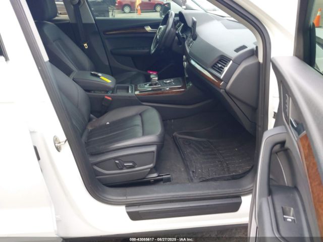 2019 AUDI Q5 WA1ANAFY8K2109445 Photo 4