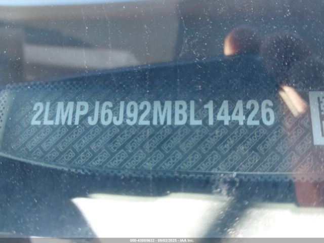 2021 LINCOLN NAUTILUS 2LMPJ6J92MBL14426 Photo 8