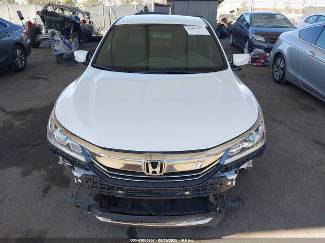 1HGCR2F52HA146182 Honda k24w1