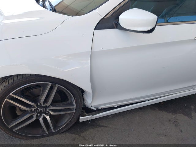 1HGCR2F52HA146182 Honda k24w1