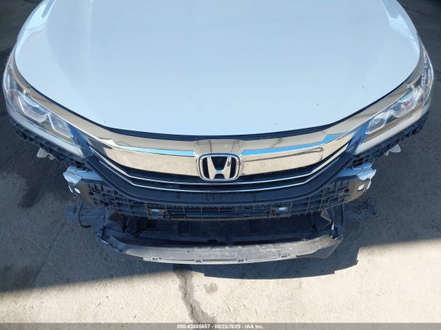 1HGCR2F52HA146182 Honda k24w1
