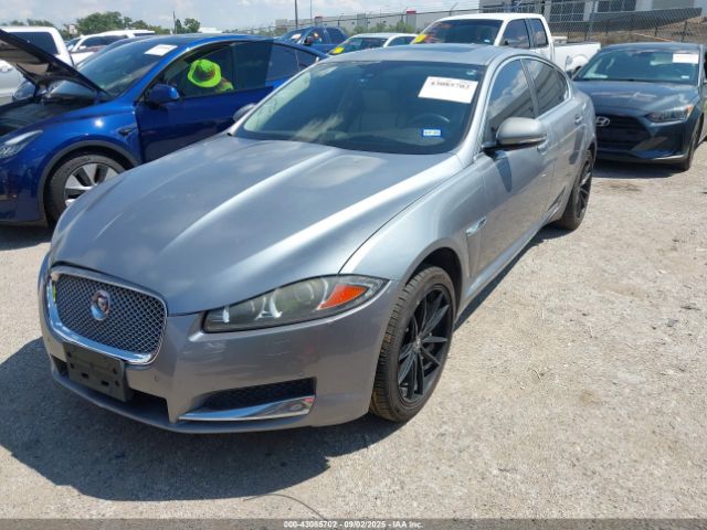 2015 JAGUAR XF SAJWA0F76F8U59685 Photo 1