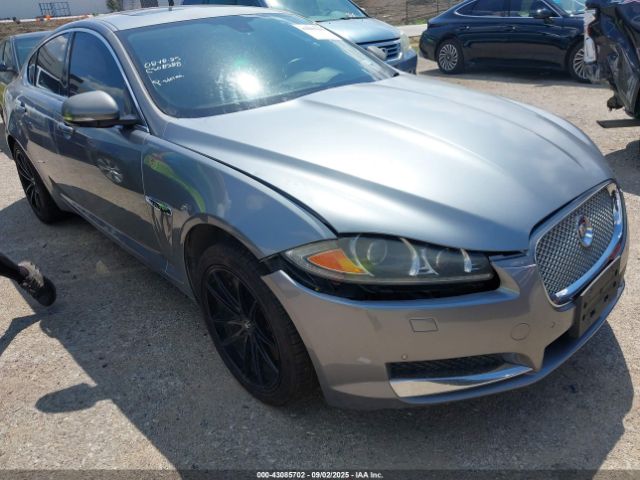 2015 JAGUAR XF SAJWA0F76F8U59685 Photo 5